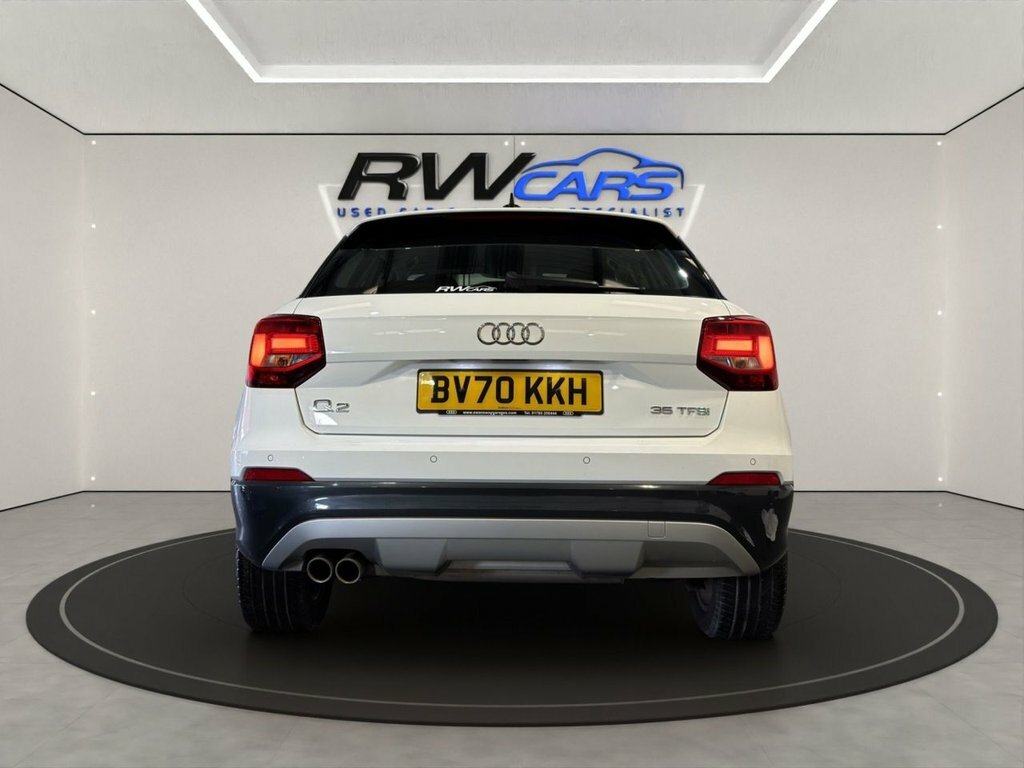 Audi Q2 Suv White #3