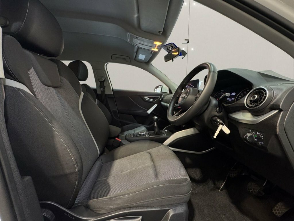 Audi Q2  Blue #20
