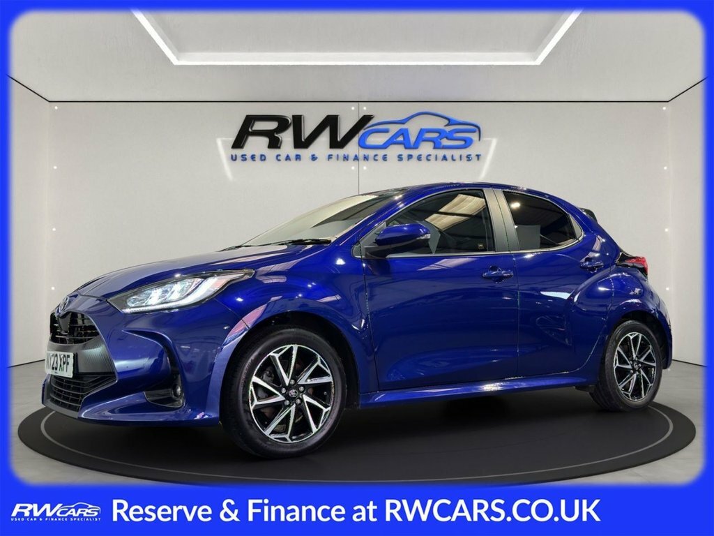 Toyota Yaris 1.5L Design Blue