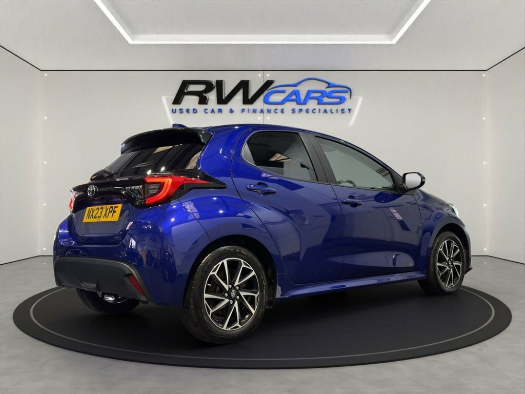 Toyota Yaris 1.5L Design Blue #5