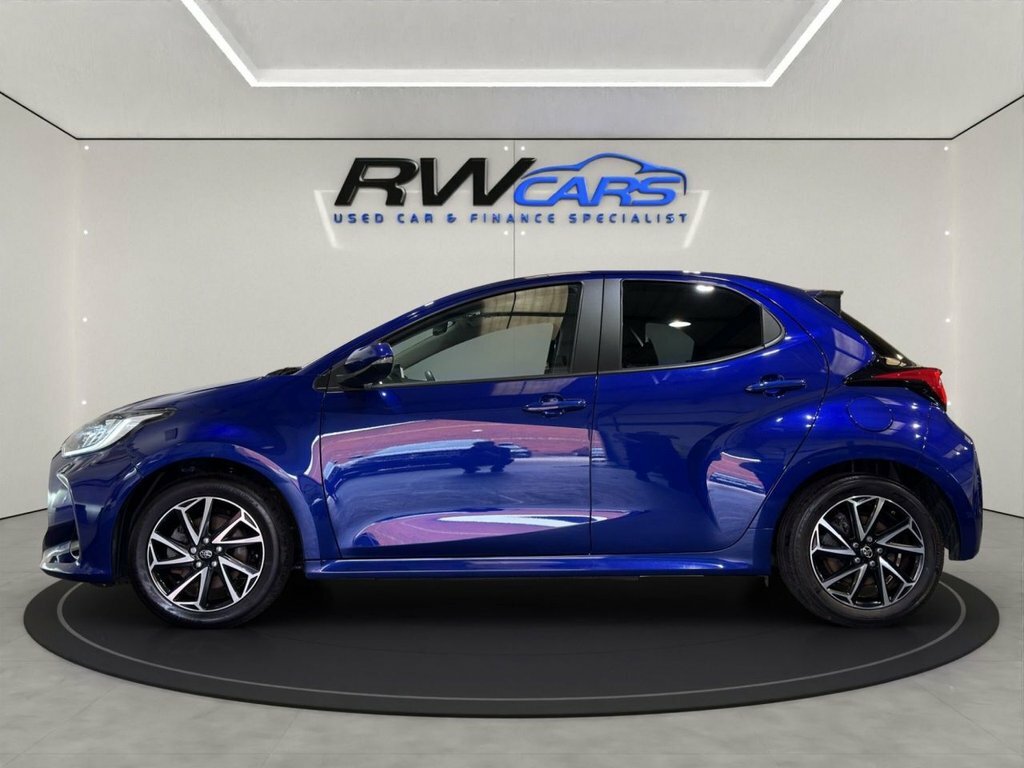 Toyota Yaris 1.5L Design Blue #2