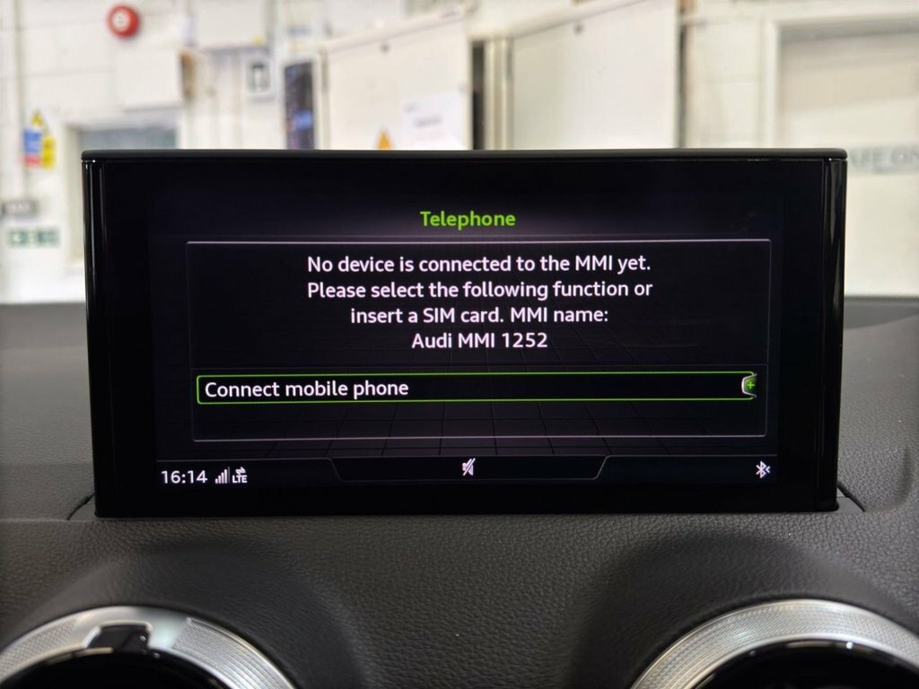 Audi Q2 1.0 Tfsi S Line 109 Bhp White #9