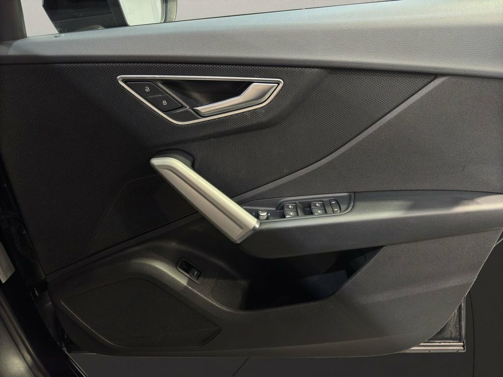 Audi Q2 1.0 Tfsi S Line 109 Bhp White #18