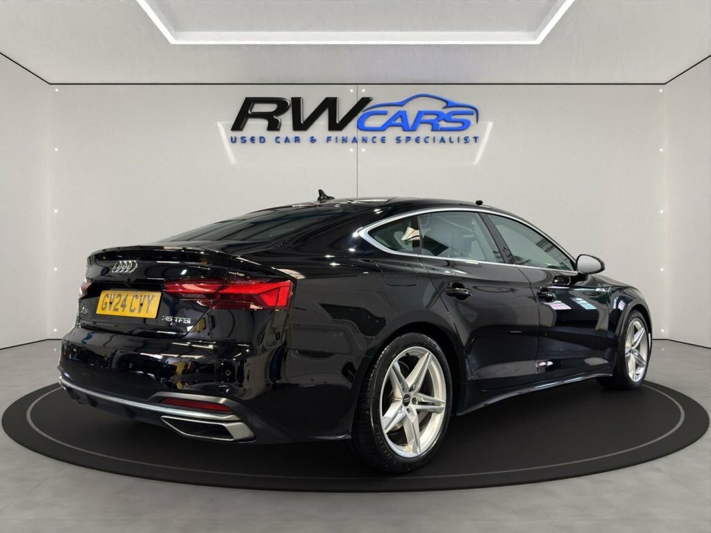 Audi A5 2L Sport Black #4