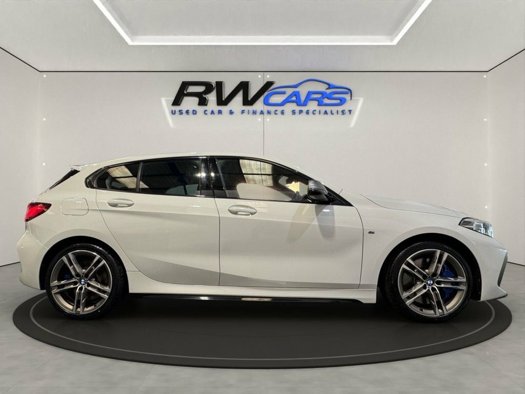 BMW 1 Series 2L Null White #4