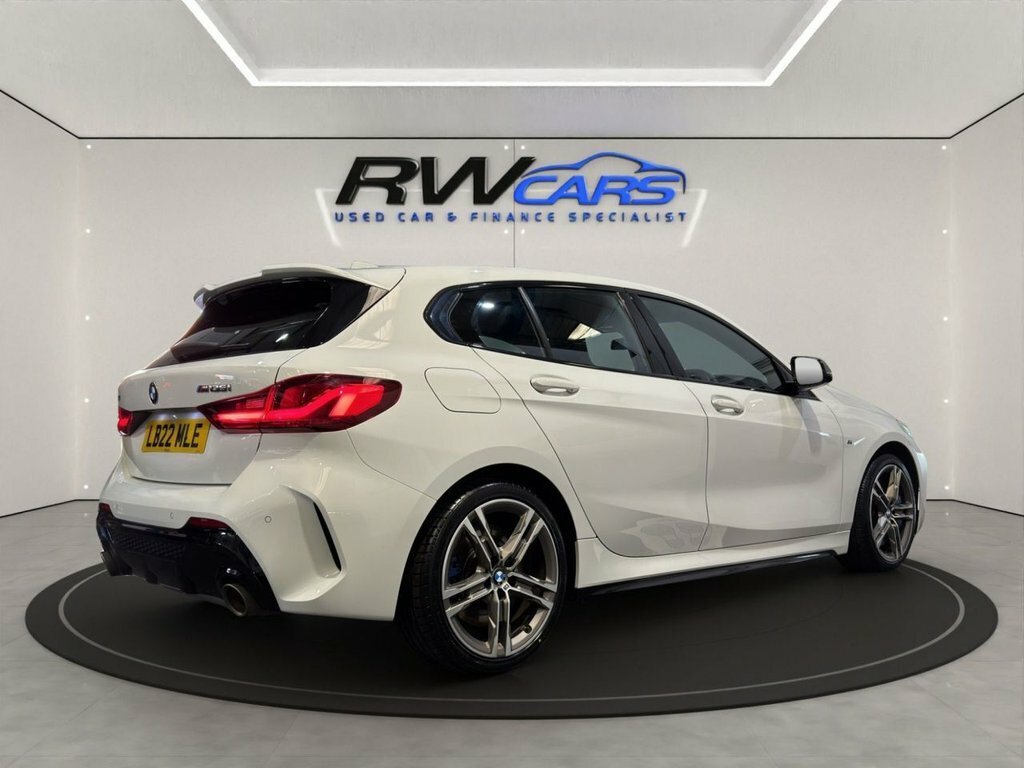 BMW 1 Series 2L Null White #3