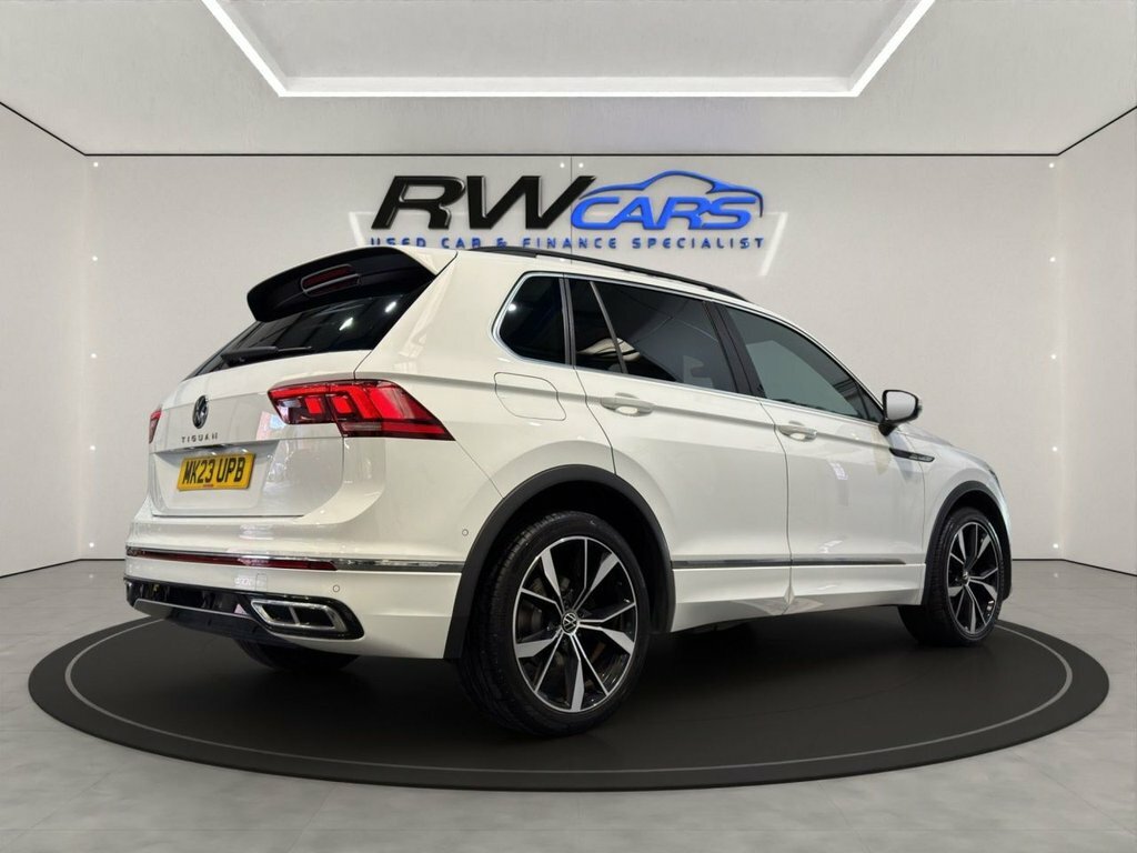 Volkswagen Tiguan 1.5L R-line White #4