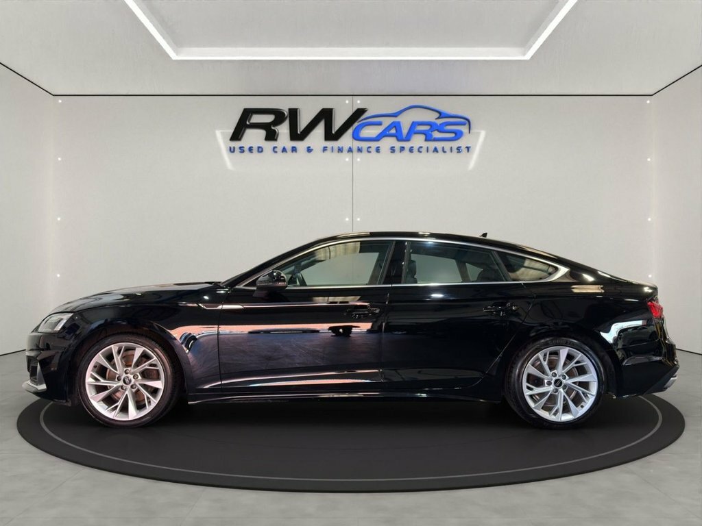 Audi A5 2L Sport Black