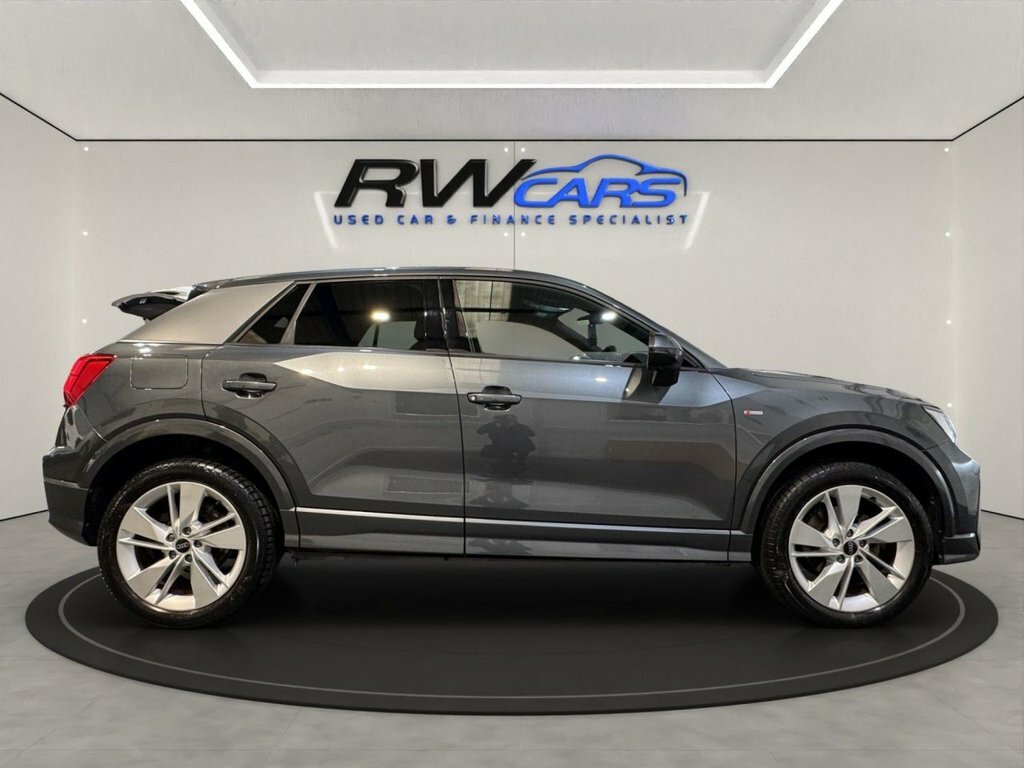 Audi Q2 1.5L S Line Grey #5