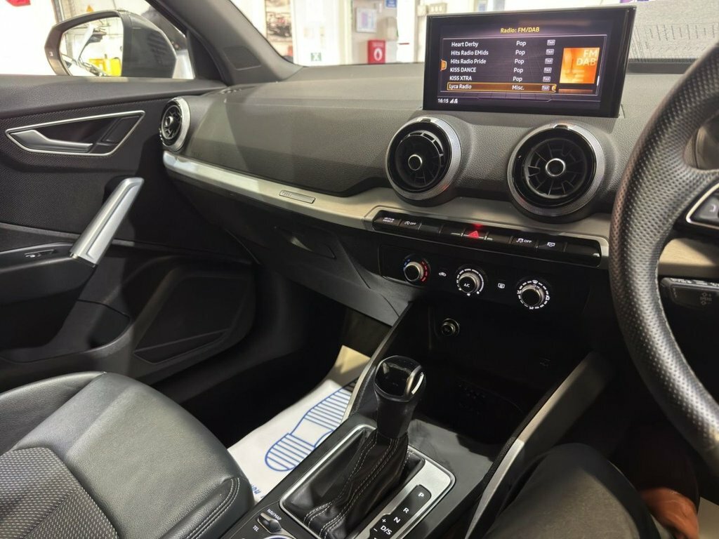Audi Q2 35 Tfsi Sport S Tronic White #15