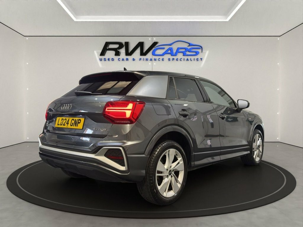 Audi Q2 1.5L S Line Grey #4