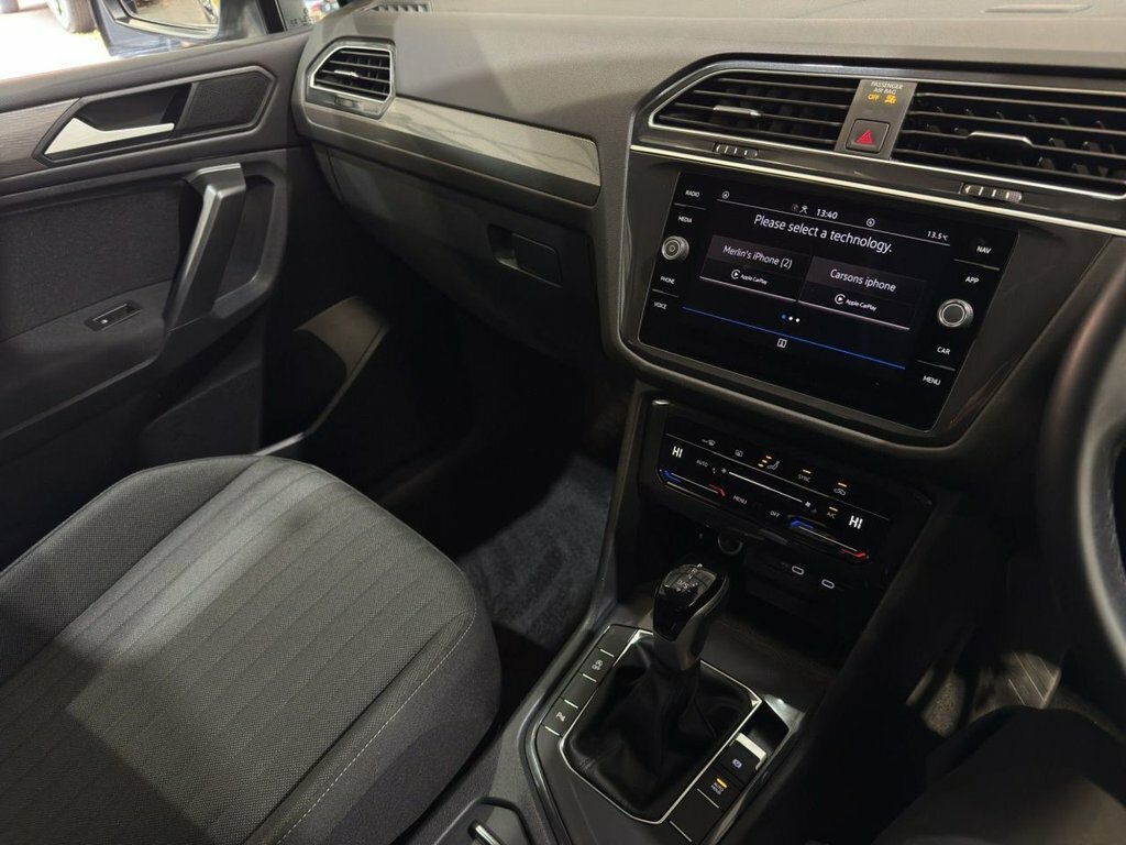 Volkswagen Tiguan Allspace 1.5 Tsi Life Grey #12