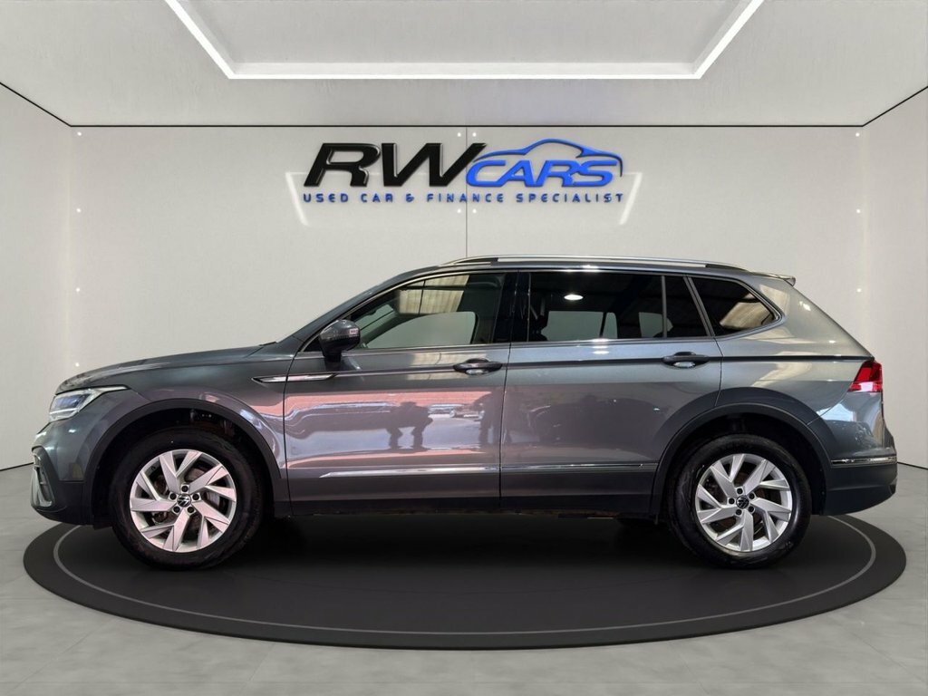 Volkswagen Tiguan Allspace 1.5L Life Grey