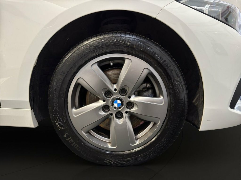BMW 1 Series 1.5L Se White #6