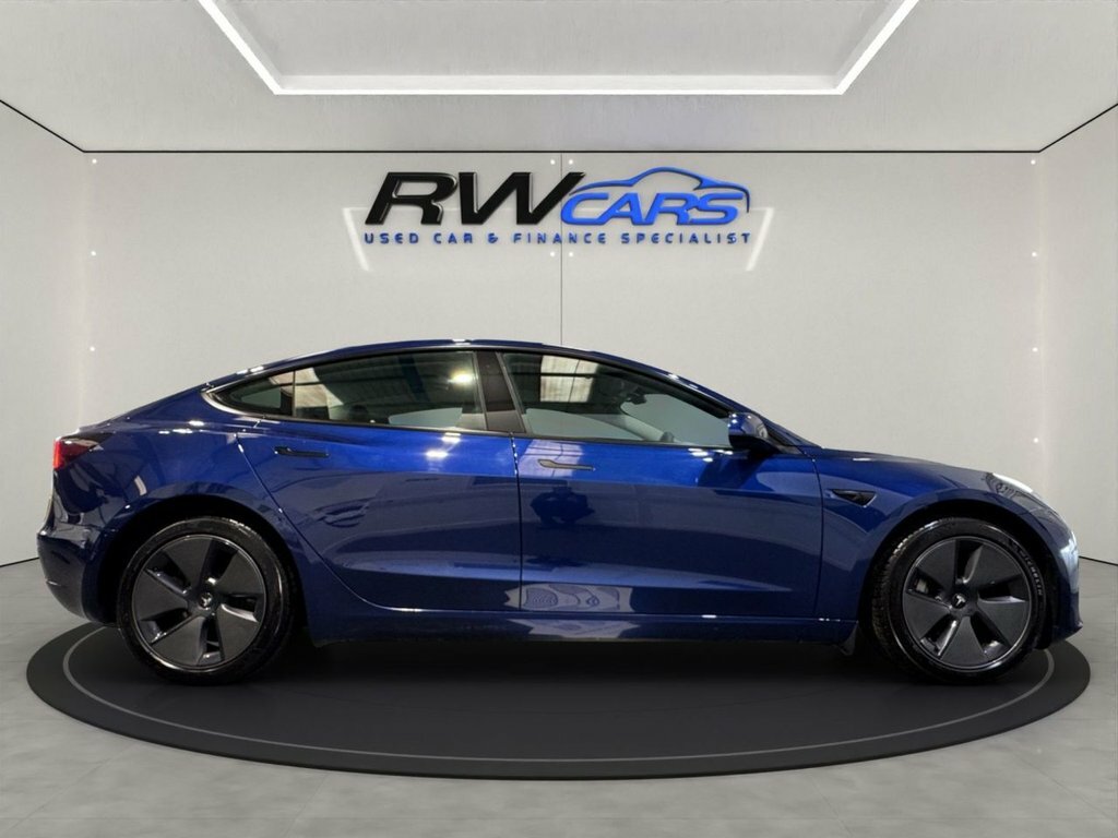 Tesla Model 3 Saloon Blue #5