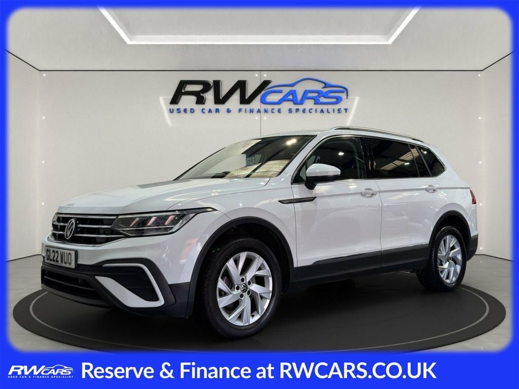 Volkswagen Tiguan Allspace 1.5L Life White