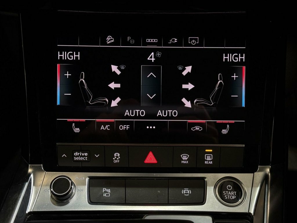 Audi E-tron E-tron Sportback 55 Launch Edition Quattro Grey #12