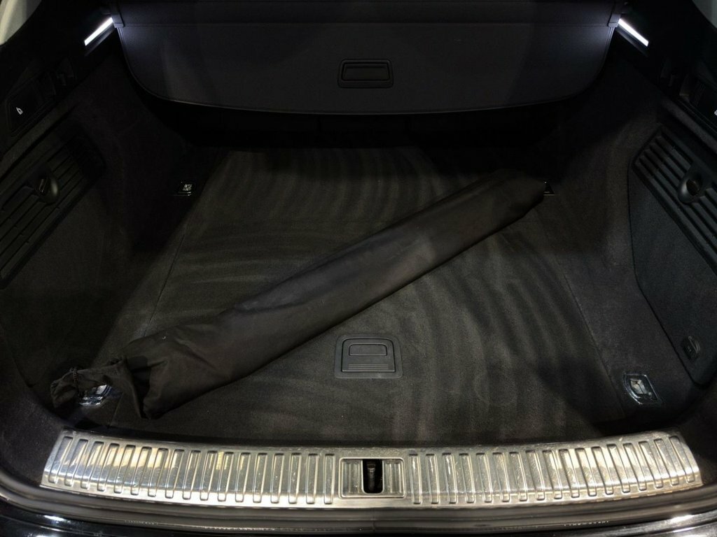 Audi E-tron E-tron Sportback 55 Launch Edition Quattro Grey #23