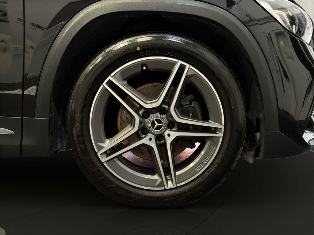 Mercedes-Benz GLA Class 1.3L Amg Line Black #6
