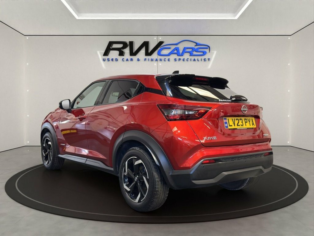 Nissan Juke 1.6L N-connecta Red #3