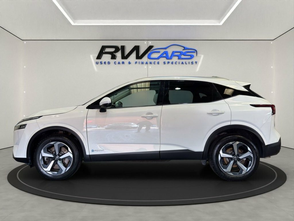 Nissan Qashqai 1.5L N-connecta White #2