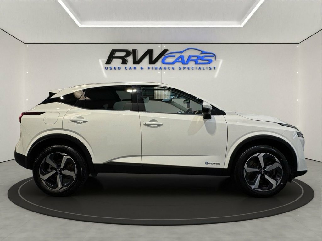 Nissan Qashqai 1.5L N-connecta White #6