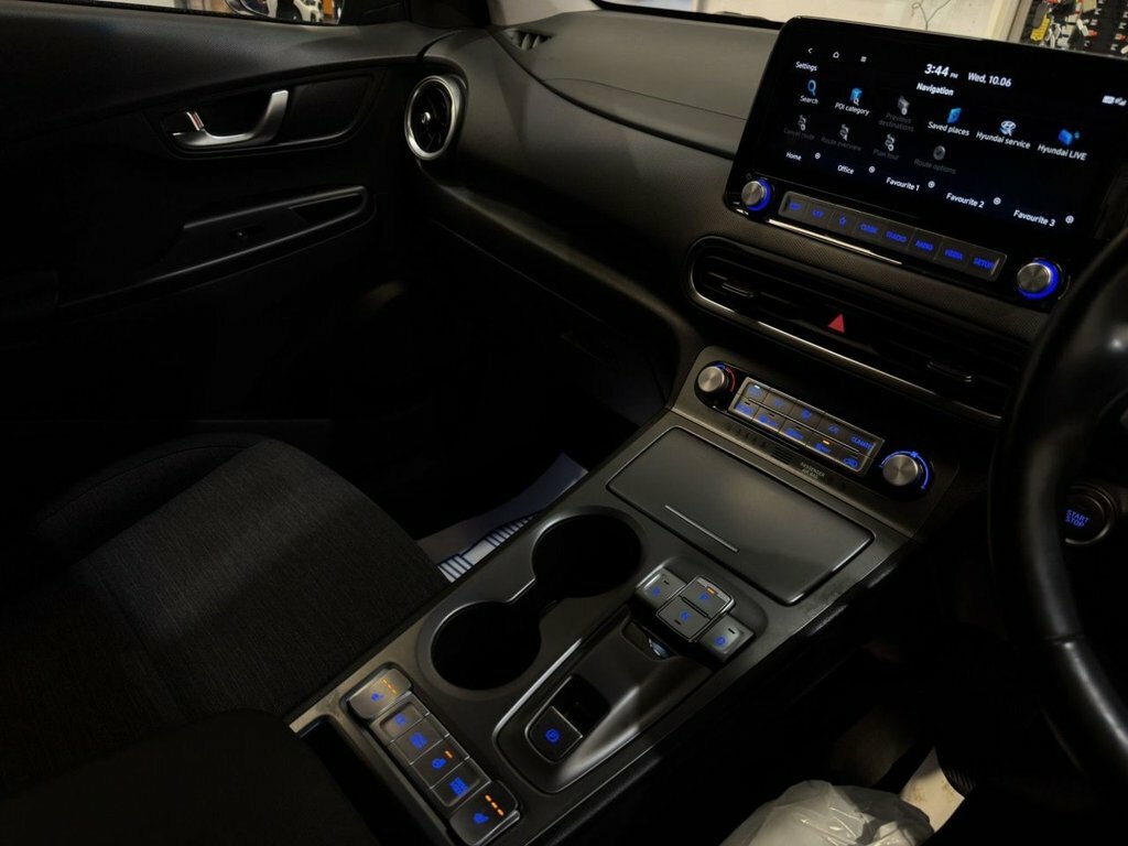 Hyundai Kona Ultimate Black #14
