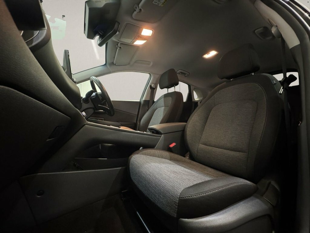 Hyundai Kona Ultimate Black #26