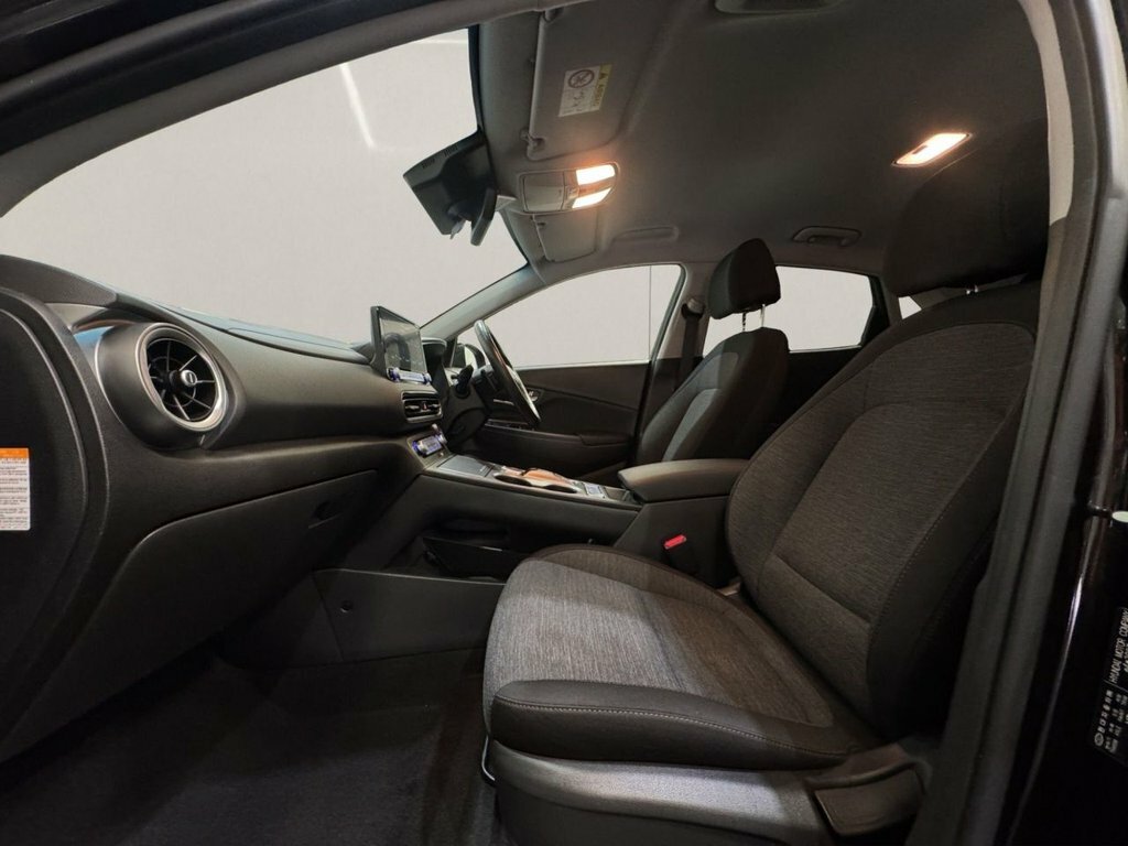 Hyundai Kona Ultimate Black #25