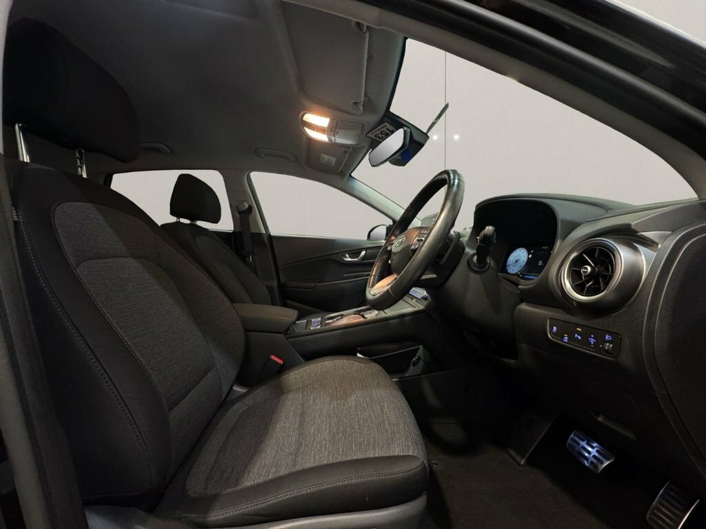Hyundai Kona Ultimate Black #20