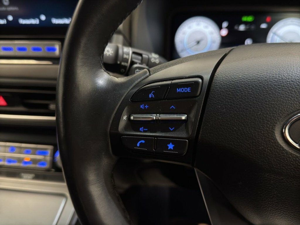 Hyundai Kona Ultimate Black #15
