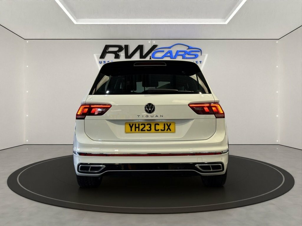 Volkswagen Tiguan 1.5L R-line White #4