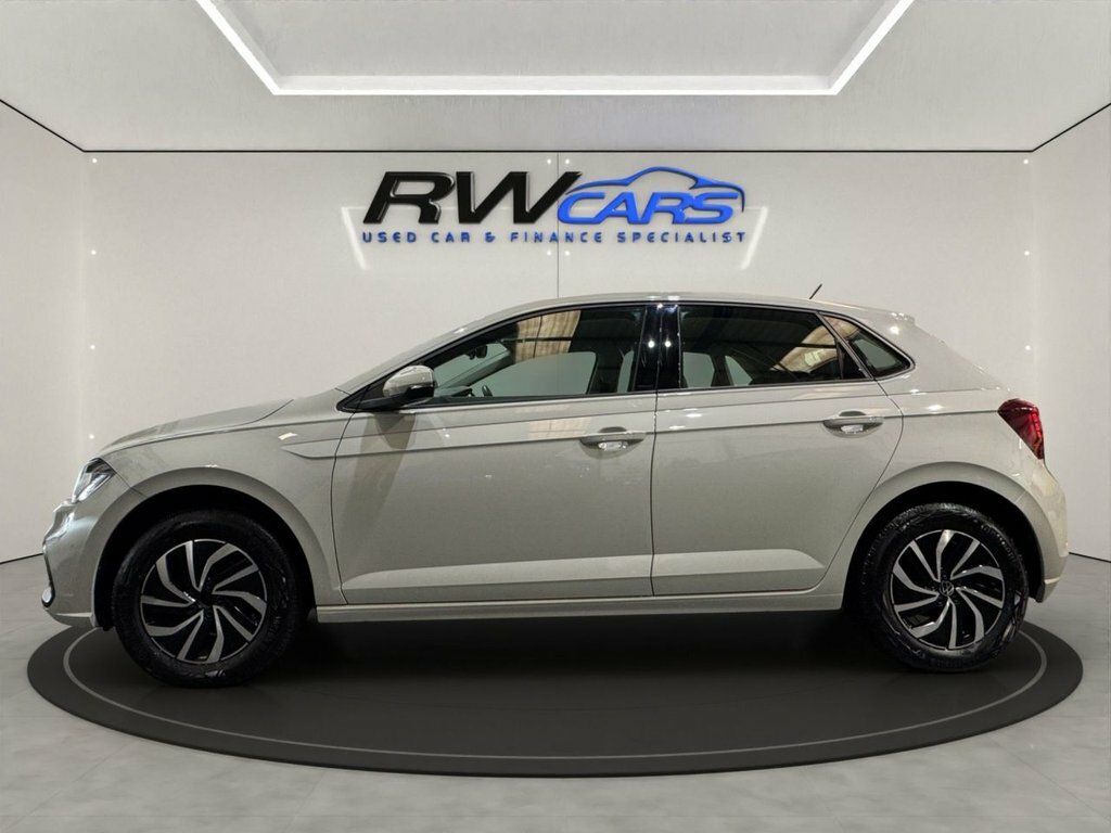 Volkswagen Polo 1L Life Grey