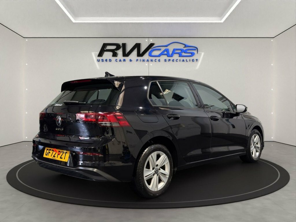 Volkswagen Golf 1.5L Life Black #4