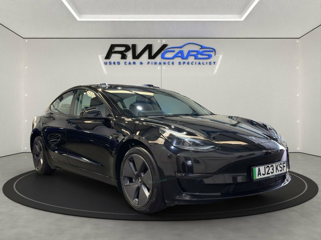 Tesla Model 3 Saloon Black #5