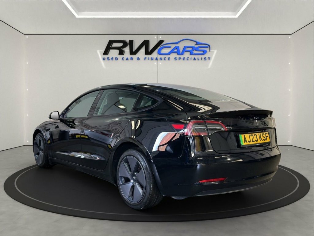 Tesla Model 3 Saloon Black