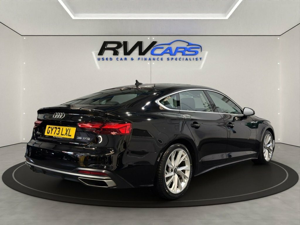 Audi A5 2L Sport Black #4