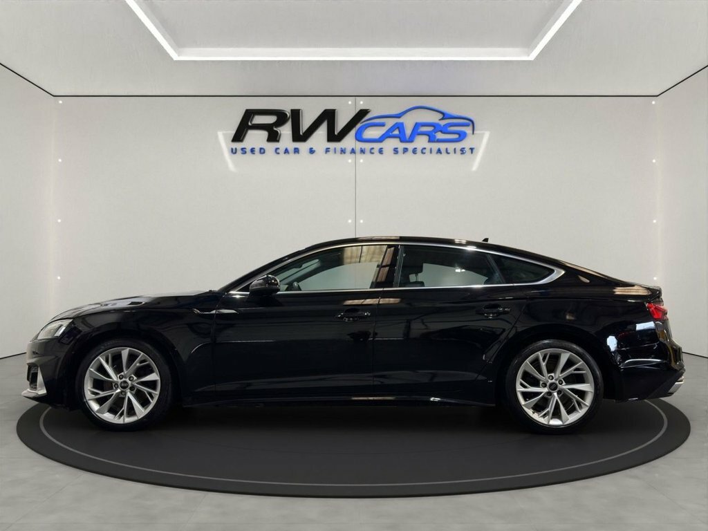 Audi A5 2L Sport Black