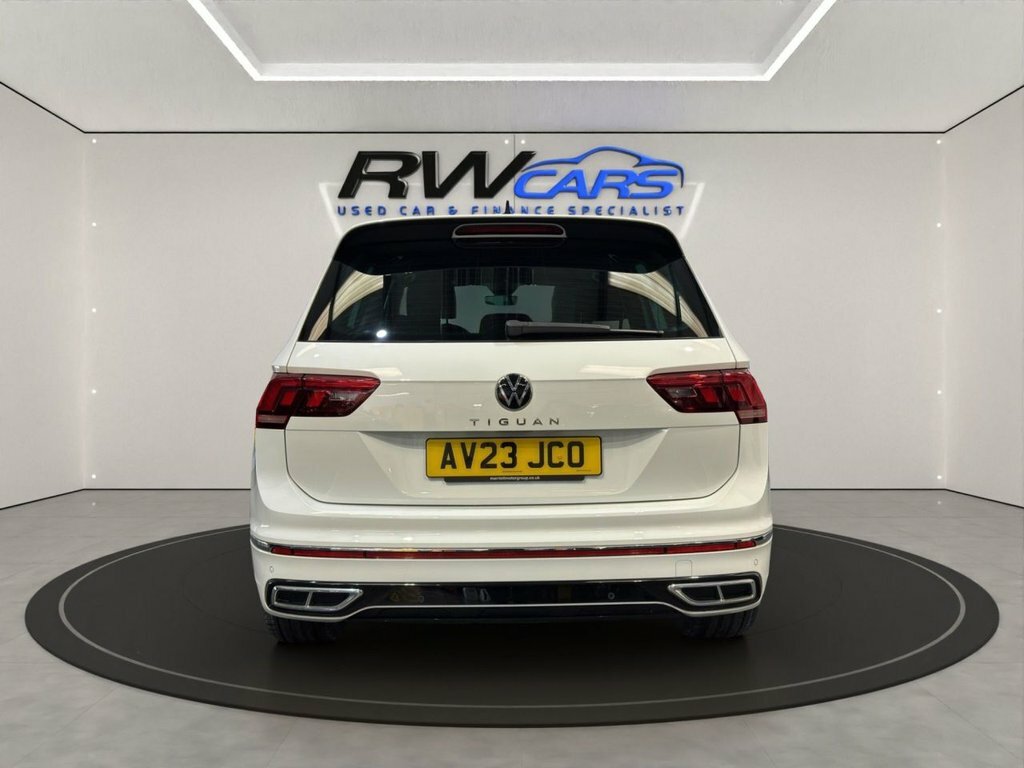 Volkswagen Tiguan 1.5L R-line White #4