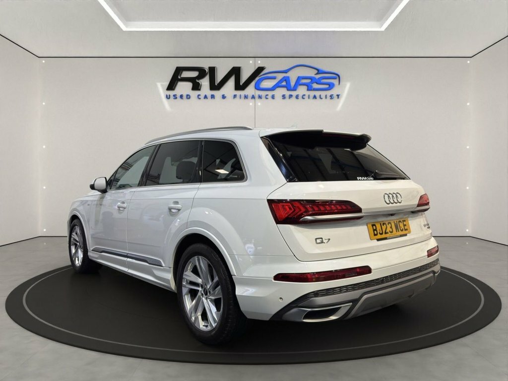 Audi Q7 3L S Line White #3