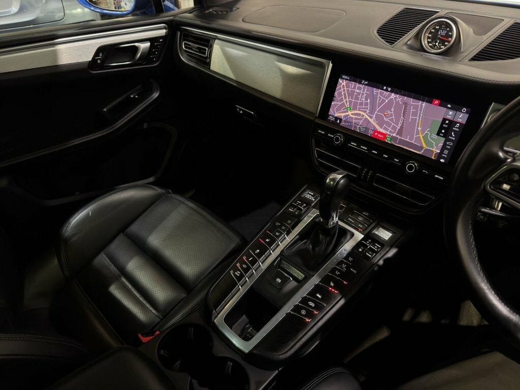 Porsche Macan Suv Grey #13