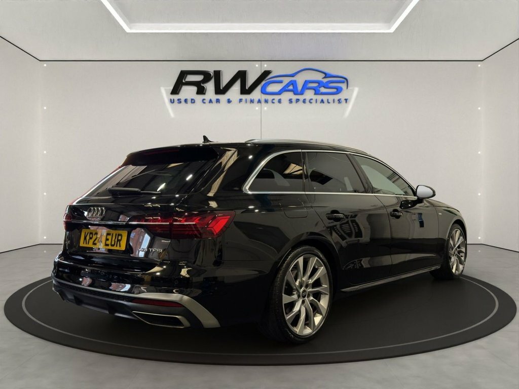 Audi A4 Avant 2L S Line Black #4