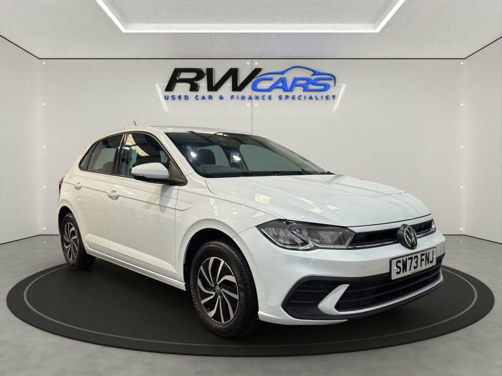 Volkswagen Polo 1L Life White #6