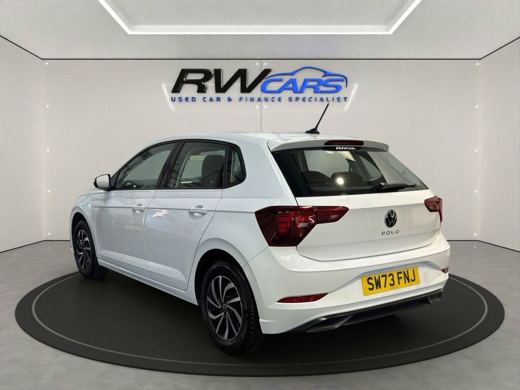 Volkswagen Polo 1L Life White #2