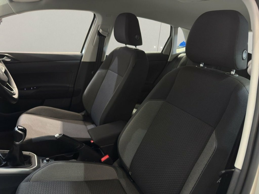 Volkswagen Polo Hatchback White #25
