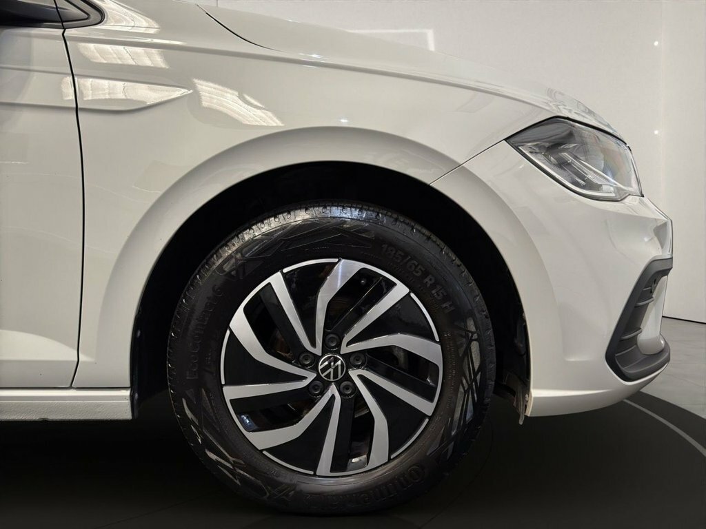 Volkswagen Polo Hatchback White #7