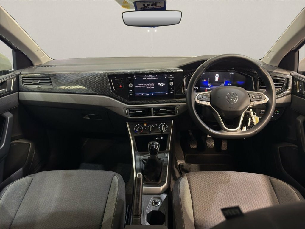 Volkswagen Polo Hatchback White #20