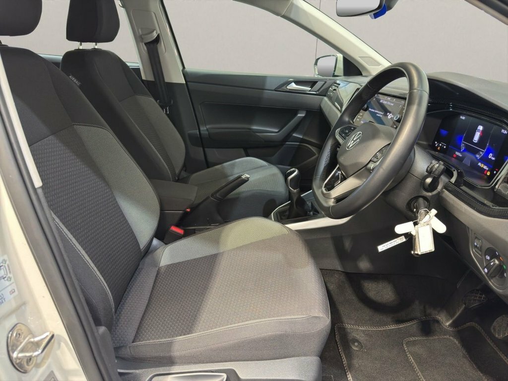 Volkswagen Polo Hatchback White #18