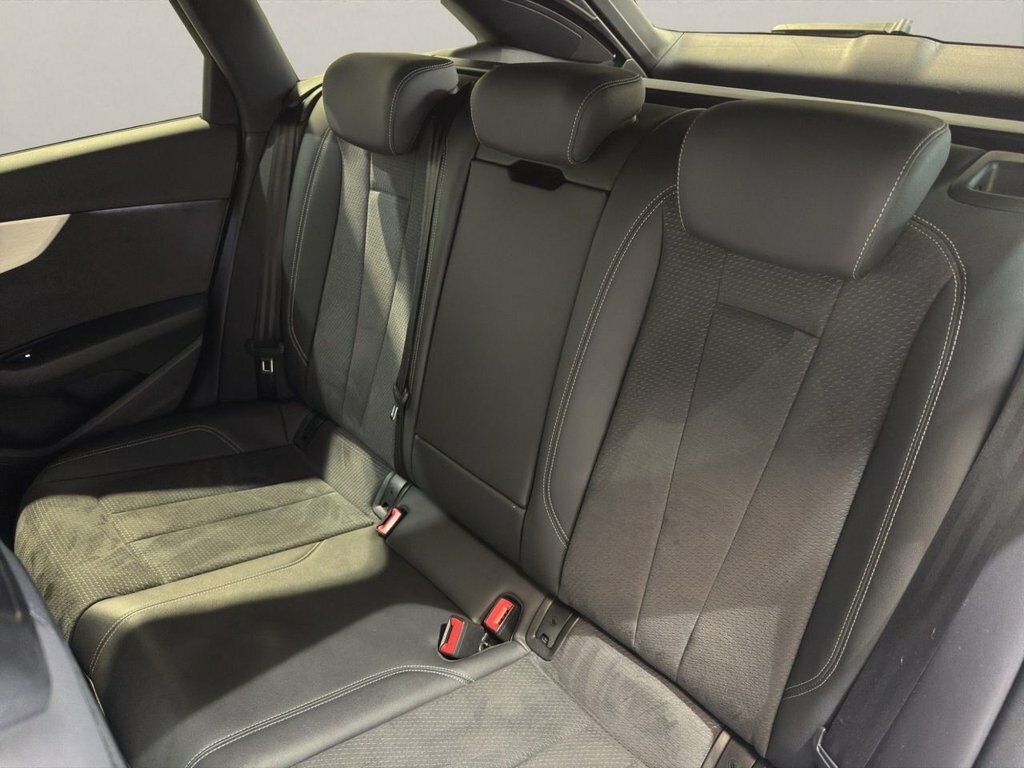 Audi A4 Avant 35 Tdi Black Edition S Tronic Tech Pack Black #23