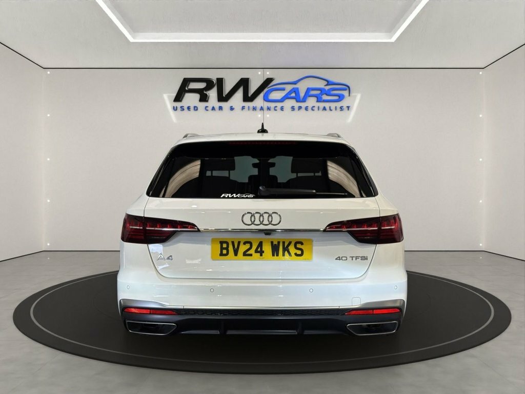 Audi A4 Avant 2L S Line White #3